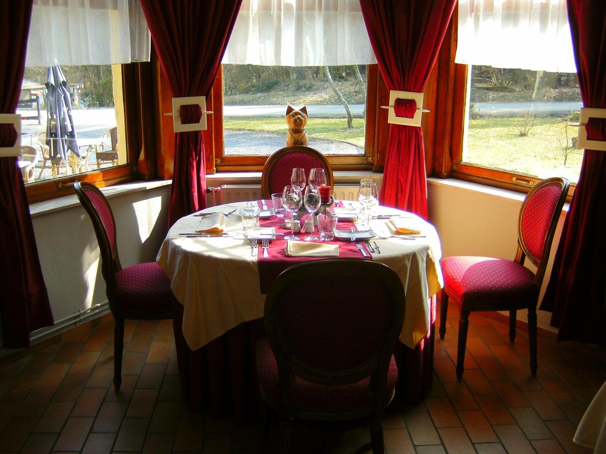 B&B Le Petit Normand ชัลเลย์ ภายนอก รูปภาพ