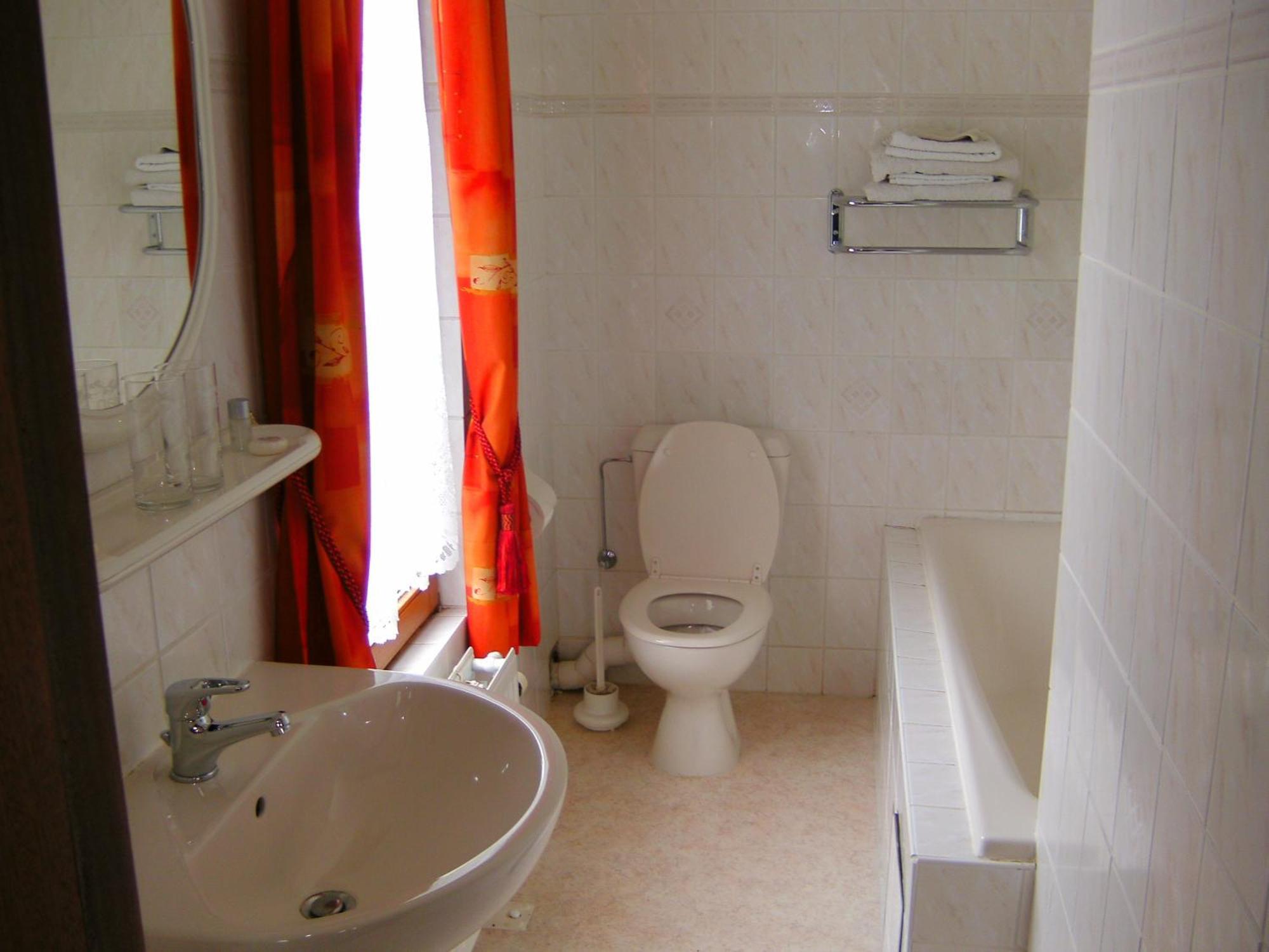 B&B Le Petit Normand ชัลเลย์ ภายนอก รูปภาพ