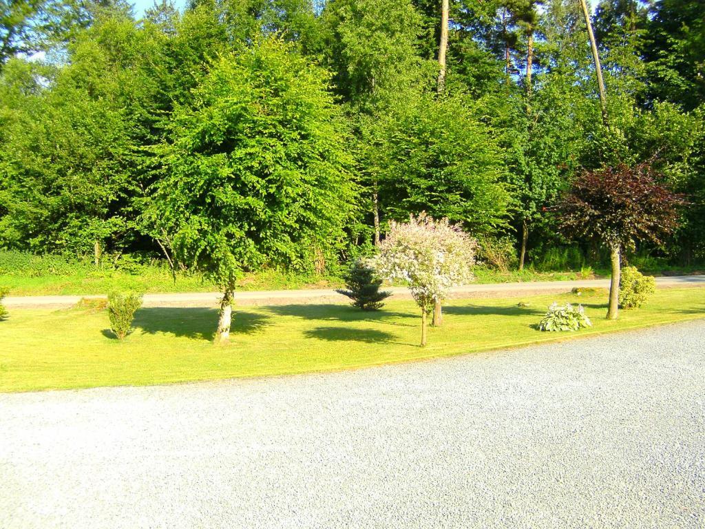 B&B Le Petit Normand ชัลเลย์ ภายนอก รูปภาพ